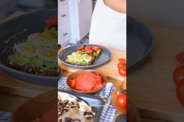 Healthy Sandwich with Eggs, tomato, lettuce, avocado, veggies & spices #shorts