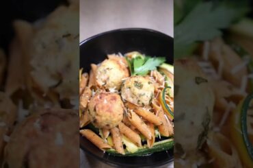 Healthy chicken meatball pasta recipe #mealprepideas #shorts