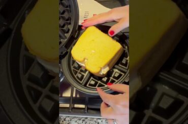 Craving for waffle ? He’s a simple , quick and healthy recipe. #wafflesrecipe