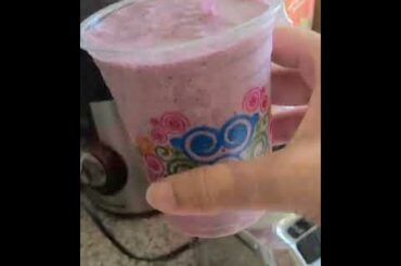 Healthy & Best smoothie for weight gain #healthydrink #weightgain #ytshorts #weightloss  #shorts
