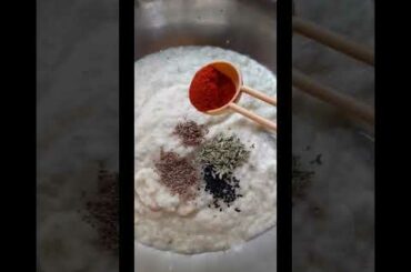 Pyaaz ki kachori ll #lunchboxrecipe #evningsnacks #ideas #kachori #instantrecipe #youtubevideo