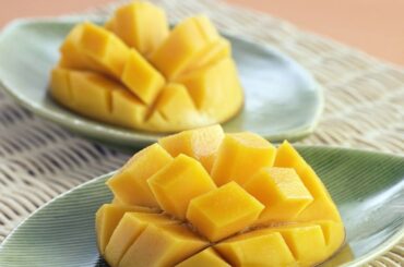 Top 10 fruits that can help you lose weight