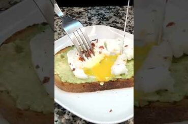Creamy poached egg  healthy sandwich#shortvideo#shorts#ytshorts#ytshort#pinoyfood#ofwlife#pinoy