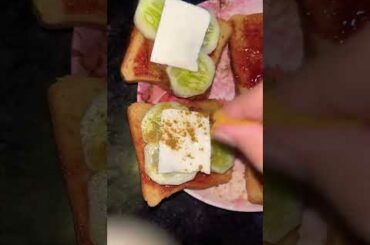 Mini bread sandwich #dietsandwich #healthy #youtubeshorts #2minutesrecipe  #easyrecipe #sandwich
