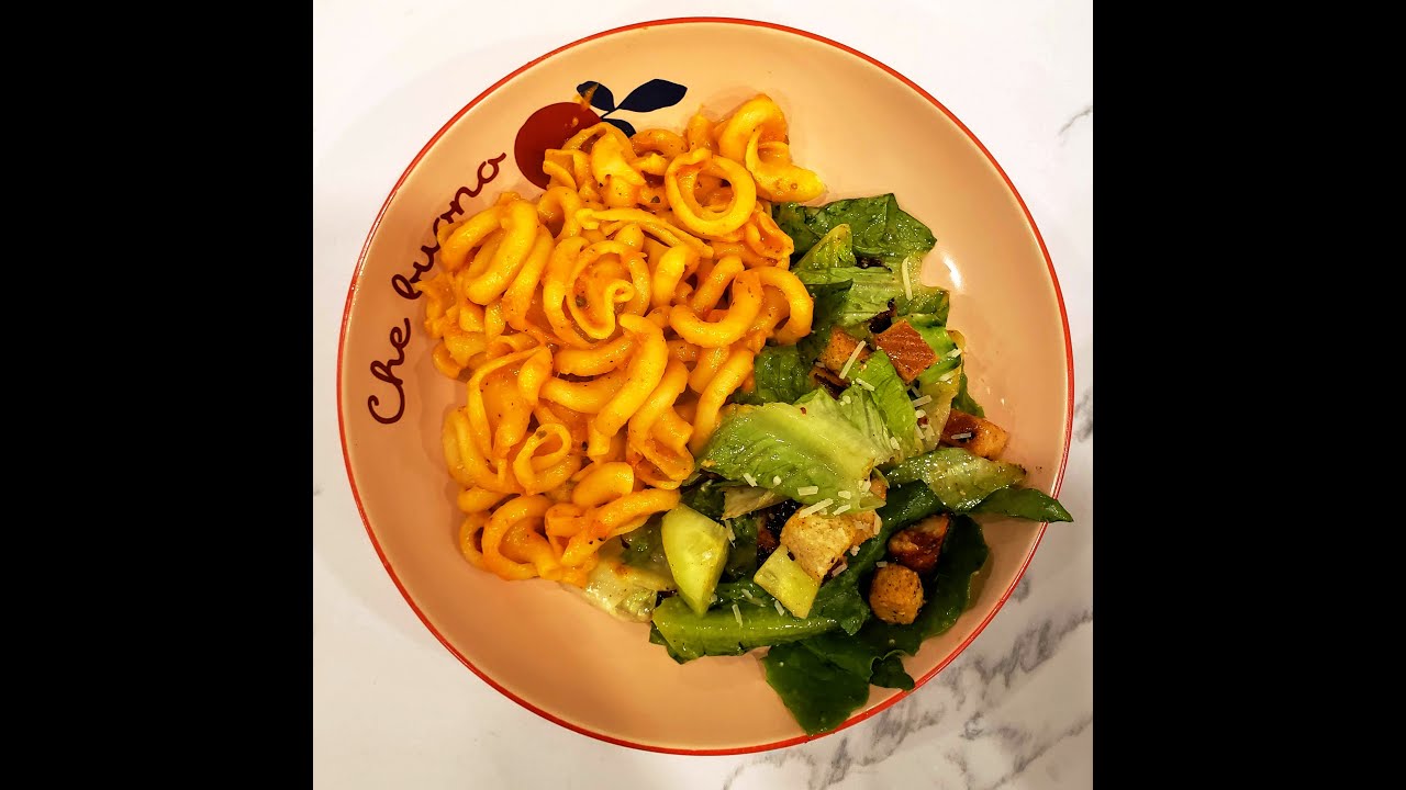 This Easy and Healthy Dinner Recipe is a HUGE WIN! Macaroni and Ceaser Salad This Easy and Healthy Dinner Recipe is a HUGE WIN! Macaroni and Ceaser Salad