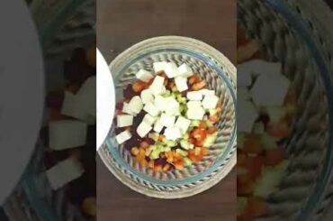 Weight Loss Protein Salad #breakfast #dinnerecipe #saladrecipe #shorts  #weightlossrecipe #shortfeed