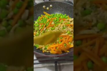 chicken with fresh veggies/healthy lunch ideas/balanced diet#shorts