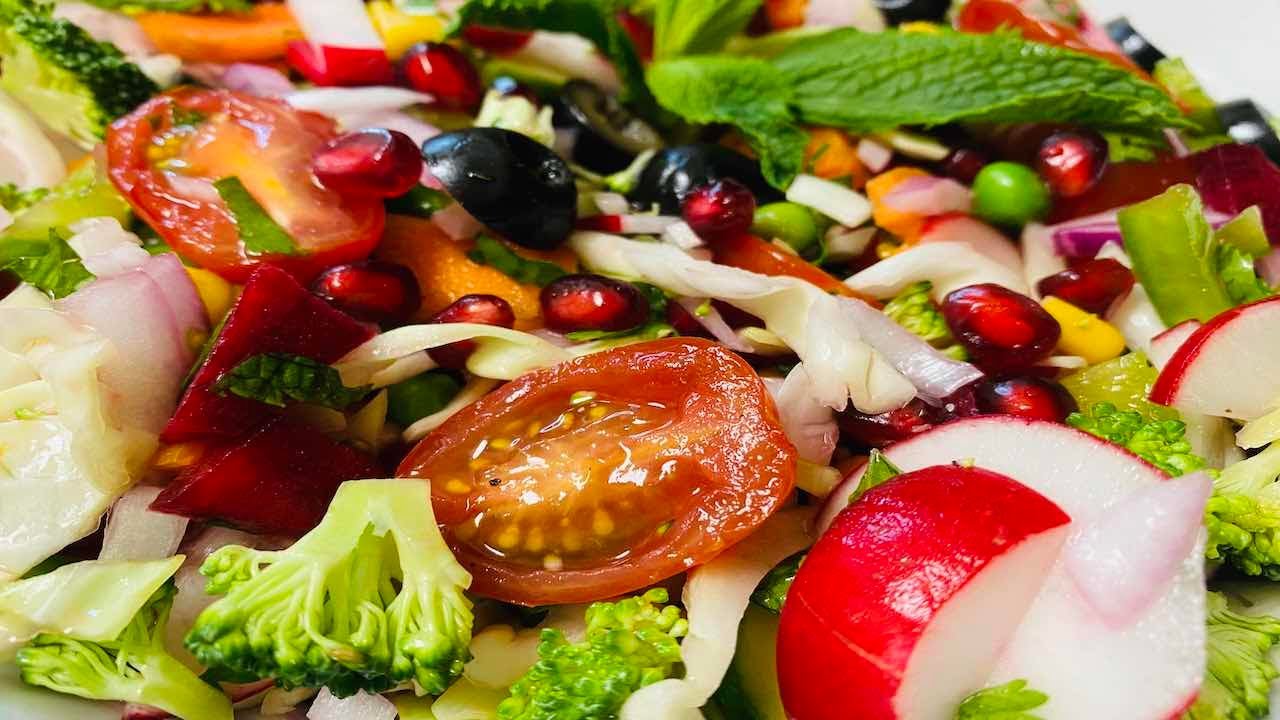 American Salad | Veg Salad Recipe | Healthy Salad | For Hair Growth By Uzma Delicious Food American Salad | Veg Salad Recipe | Healthy Salad | For Hair Growth By Uzma Delicious Food