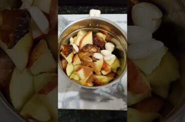 Healthy and tasty weight loss breakfast apple smoothie|apple smoothie in telugu @Ishani Vlogs