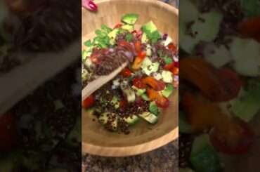 5 Min Healthy Lunch | Quinoa Salad #shorts