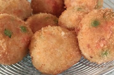 Chicken Cheese Balls Recipe By Healthy Hobbies|Crispy Chicken Veg Cheese Balls|Healthy Snack Recipe