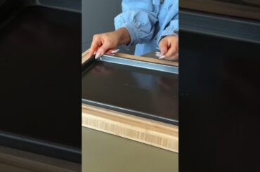 this is your sign to try SHEET PAN PANCAKES (so yum!) #pancakes #healthyrecipes