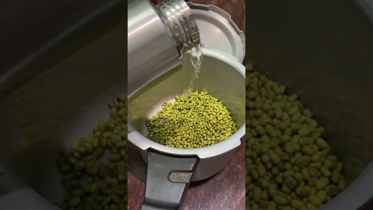 Easy Moong Chat Recipe | Healthy Snacks #shorts Easy Moong Chat Recipe | Healthy Snacks #shorts