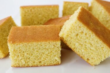 Extremely EASY and healthy bread for breakfast! Just mix it in minutes