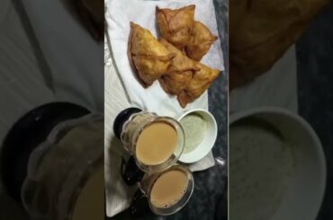 Aloo Kay Samosay Recipe #shorts #muznainkitchen #ytshorts #tricks #tips #tipsandtricks #cooking