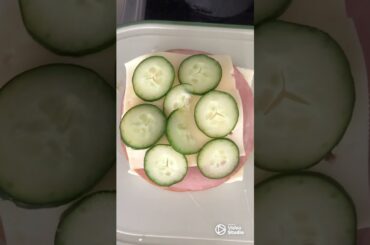 Love making easy and healthy breakfast#bread#ham #egg#cheese #cucumber#rasberry#satisfying