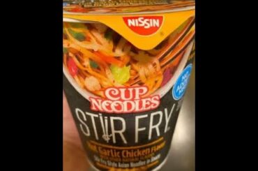 Budget Recipe: Cup Noodles Stir Fry Noodle and Veggies | Healthy Lunch #shorts