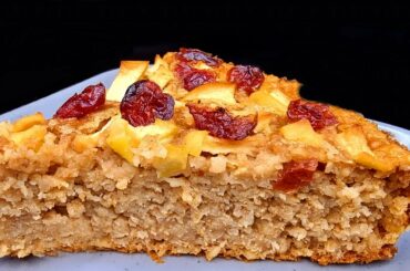 Make this amazing cake with oats and apple! Fast and healthy recipe!