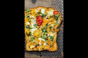 Baked Egg Toast: Healthy Breakfast Recipe! #shorts