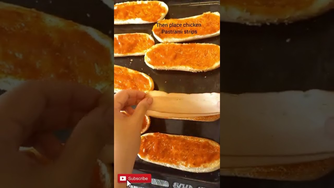 HEALTHY & DELICIOUS PIZZA BREAD RECIPE | FRUITY PIZZA BREAD RECIPE #shorts HEALTHY & DELICIOUS PIZZA BREAD RECIPE | FRUITY PIZZA BREAD RECIPE #shorts