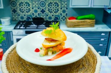 Food that's healthy pan-fried chicken sandwich | Mixed vegetables with mayonnaise