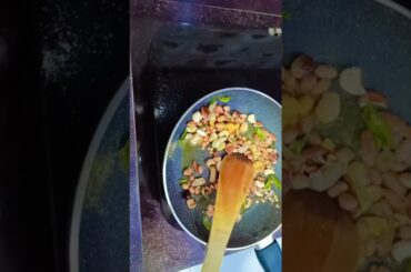 POHA CHIWDA., it is a healthy snacks recipe and a 5 min. recipe too.