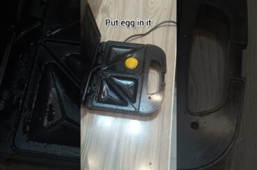 Make your egg in a Sandwich maker easy hack#short#shorts#shortvideo#egg #bread#breakfast#healthy