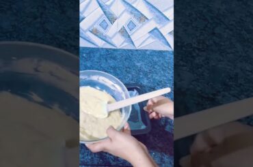 Easy and Moist Banana Bread Recipe #shorts #bananabread #viral #viralshorts #breakfast #baking