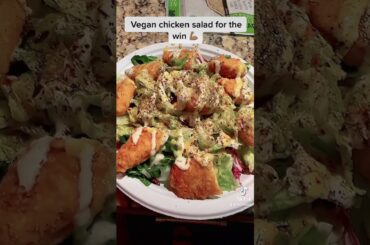 If you’re trying to loose weight try this healthy salad | Vegan Chicken Salad
