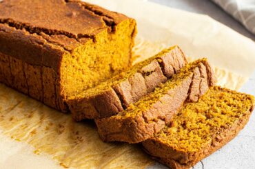 Healthy Pumpkin Bread (with OATS)