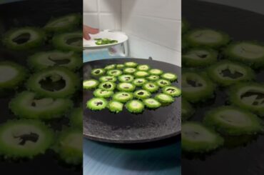 Crispy Karela Chips | Healthy chips| Low calorie chips for diabetics |