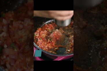 A Healthy and Nutritious Lunch Recipe! #palakmushroom #shorts #youtubeshorts