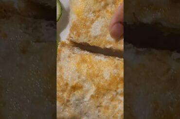 breakfast sandwich,breakfast sandwich recipe,Easy healthy high protein breakfast sandwich