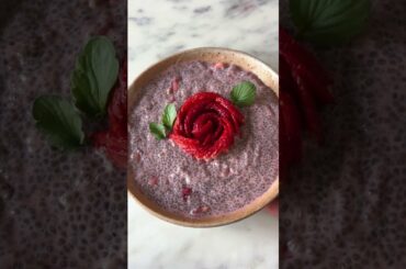 STRAWBERRY CHIA SEED PUDDING | FOOD ASMR | BREAKFAST IDEAS #shorts