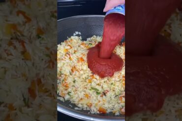 Healthy Homemade Mexican Rice | Find more recipes on my Instagram @cookingkatielady & my website!