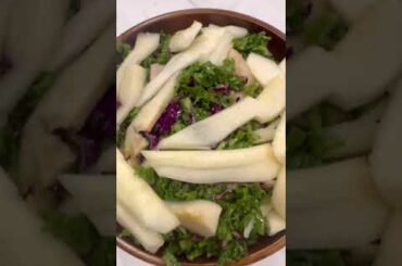 5 MINUTE SIMPLE KALE SALAD (vegan, gluten free, low sugar) #recipe #cooking #healthy #shorts