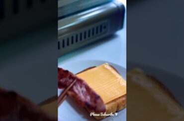 Breakfast #breakfast #egg   #bacon #morning #asmr #shorts #crispy #morningroutine #bread #recipe