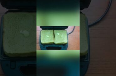 Coleslaw and bread waffle|Day 1 of waffle challenge@Healthy Tasty Easy Recipes#youtubeshorts