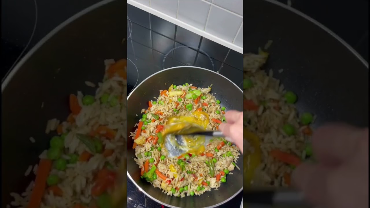 HEALTHY JANUARY – Chicken Fried Rice (489 Cals) – Low Calorie Meals #weightloss #easyrecipe HEALTHY JANUARY - Chicken Fried Rice (489 Cals) - Low Calorie Meals #weightloss #easyrecipe