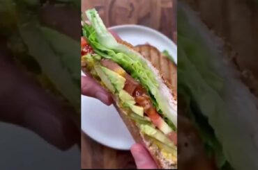 Quick breakfast sandwich