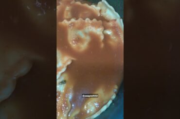 Spinach Ravioli with Marinara Sauce #shorts #healthy #dinner