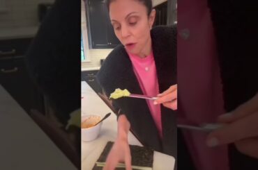 EASY & HEALTHY Spicy Tuna Salad Roll Recipe! #spicy #tunasalad #recipeoftheday #healthysnacks #tuna