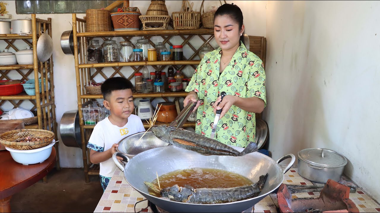 Family food cooking – We prepare healthy and delicious meal for lunch – Sreypov Life Show Family food cooking - We prepare healthy and delicious meal for lunch - Sreypov Life Show