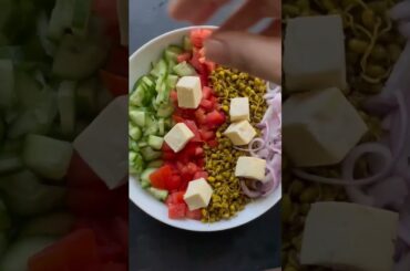 moong dal salad#healthy salad#shorts #viral #video @MAAPUTTKIDUNIYAA