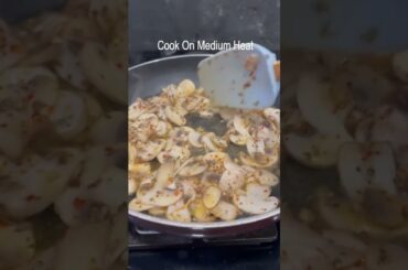 Instant Mushroom Spinach Sandwich #creative #fun #foodie #healthy #shorts #youtubeshorts #dance #kid