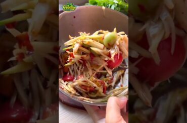 This Salad is fun to make and even more fun to eat! l Healthy salad l Salad Recipes