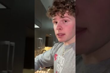 Cooking a delicious breakfast that’s healthy! #shorts #health #food