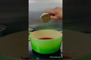 Beetroot stew with Rose Harissa. Healthy and healing. #beetroots #plantbasedrecipes #healthyrecipes