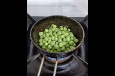 High Protein breakfast recipe | healthy breakfast recipes | moong dal chilla #shorts#eatdelicious