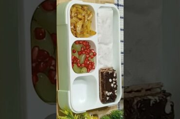 kids Healthy Lunch Box ideas|roti|aloo bhaji|cake|grapes|munch#shorts #short #youtubeshorts #viral